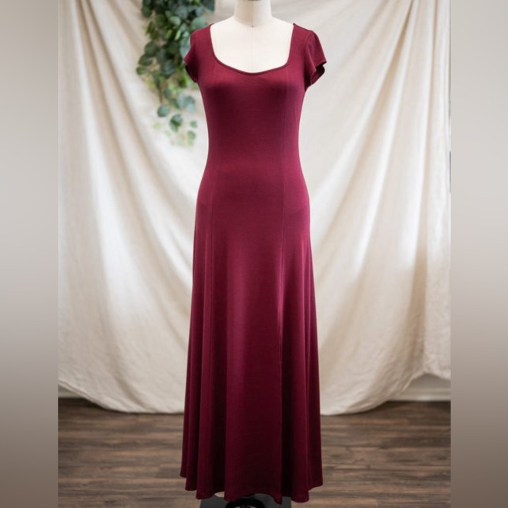 SOZY Burgundy Maxi Dress size 10